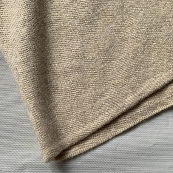 ⭐️Host Pick⭐️✨ Designer Originals Crème Petite PXL Turtleneck Tank Top ✨ - Picture 7 of 7